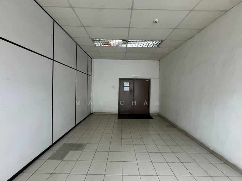 Kilang untuk Disewa di Semenyih (Selangor) - May Chan - Entrance - PropertyGuru.com.my