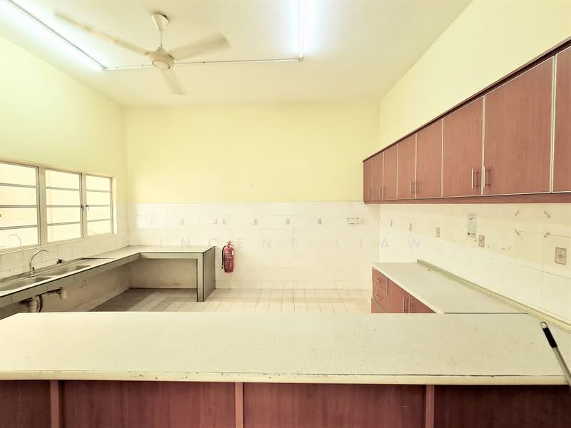 Semi-Detached House for Sale in Kota Damansara (Selangor) - Vincent Liaw - Kitchen - PropertyGuru.com.my