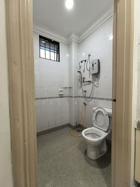 Rumah Berkembar untuk Disewa di Taman Impian Emas (Skudai) - Stella Ng - Bathroom - PropertyGuru.com.my