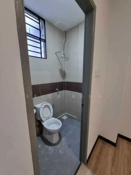 2-storey Terraced House for Rent in Samarahan (Sarawak) - Erica Bong - Bathroom - PropertyGuru.com.my