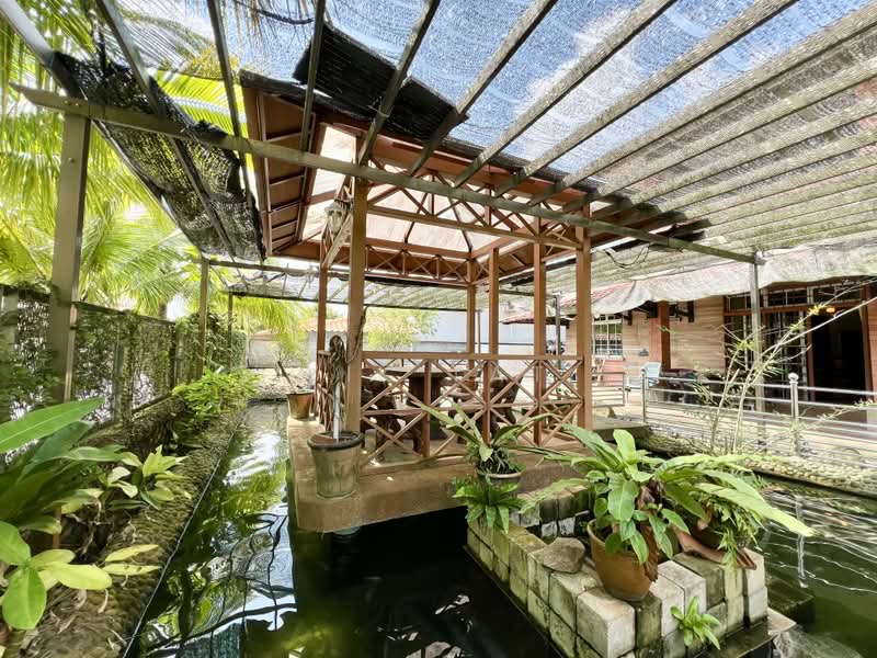 Rumah Berkembar untuk Dijual di Taman Pelangi Indah (Ulu Tiram) - Yik Tat - PropertyGuru.com.my