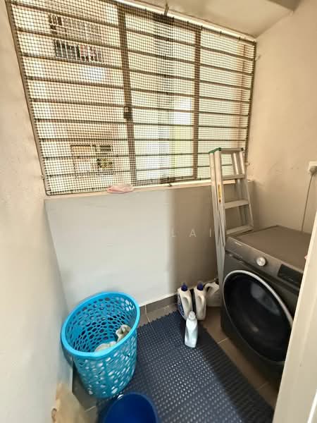 Kondominium untuk Dijual di Cova Villa - Ken Lai - Balcony - PropertyGuru.com.my