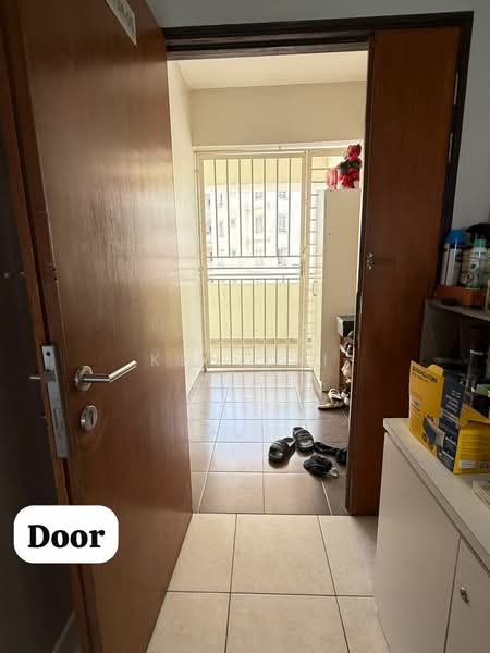 Kondominium untuk Dijual di Cova Villa - Ken Lai - Entrance - PropertyGuru.com.my