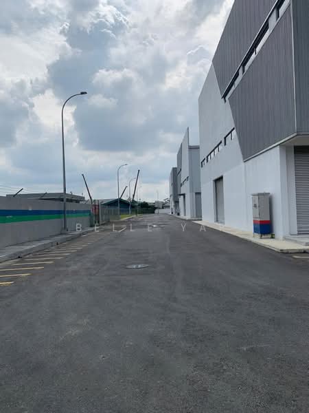 Kilang untuk Disewa di Subang (Selangor) - Belle Yap - Exterior - PropertyGuru.com.my