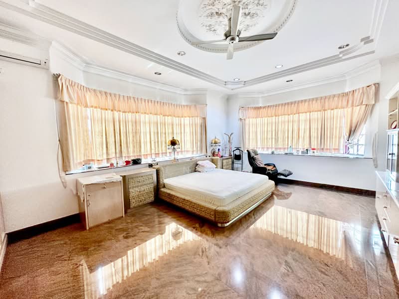 Rumah Banglo untuk Dijual di Seksyen 6 (Kota Damansara) - Vincent Liaw - Bedroom - PropertyGuru.com.my