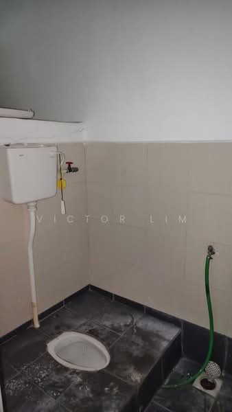 Shop for Rent in Taman Ungku Tun Aminah (Skudai) - Victor Lim - Bathroom - PropertyGuru.com.my