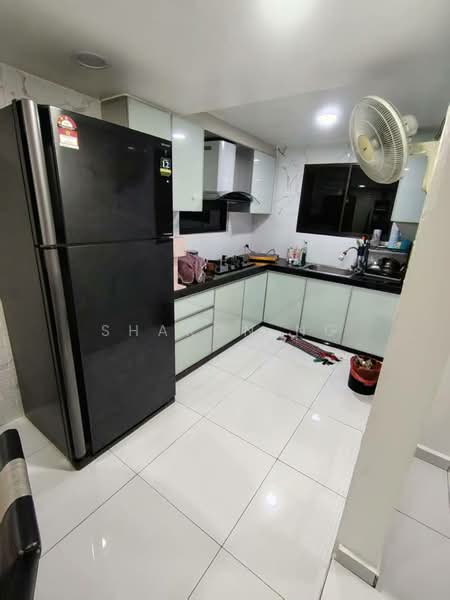 Rumah Teres 1 Tingkat untuk Dijual di Taman Universiti (Skudai) - Sharon Ng - Kitchen - PropertyGuru.com.my