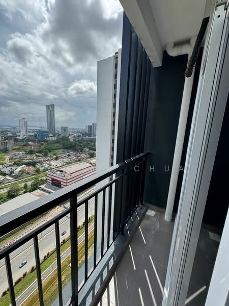Servis Apartment untuk Disewa di TRELLIS RESIDENCES - Peggie Chua - Balcony - PropertyGuru.com.my