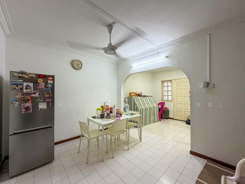 Rumah Teres 2 Tingkat untuk Dijual di Seksyen 19 (Shah Alam) - Khairul Radzi Zainal - Interior - PropertyGuru.com.my