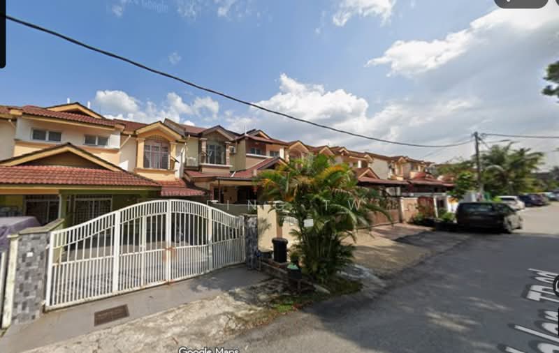Rumah Teres untuk Dijual di Taman Tun Perak (Rawang) - Kiing TW - Exterior - PropertyGuru.com.my