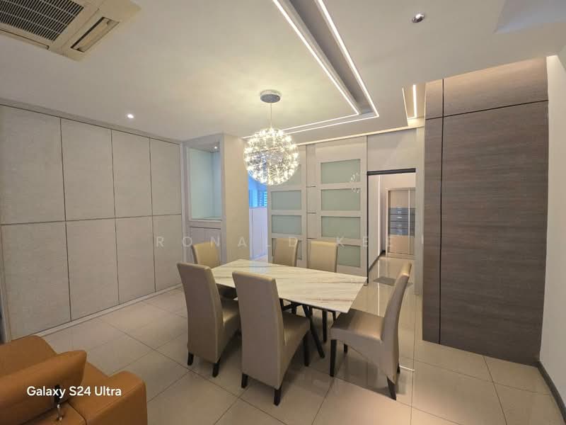 3-storey Terraced House for Sale in Bandar Bayan Bahru (Bayan Lepas) - Ronald Kee - Dining Room - PropertyGuru.com.my