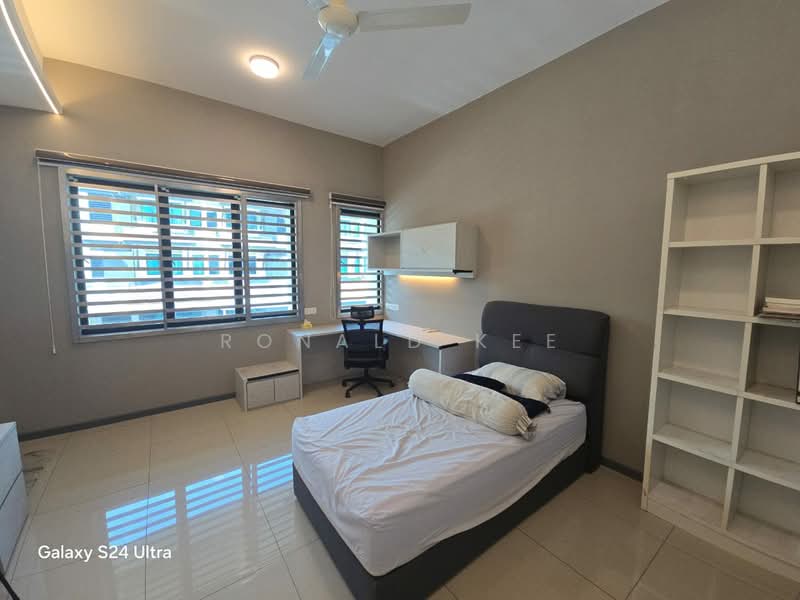 3-storey Terraced House for Sale in Bandar Bayan Bahru (Bayan Lepas) - Ronald Kee - Bedroom - PropertyGuru.com.my