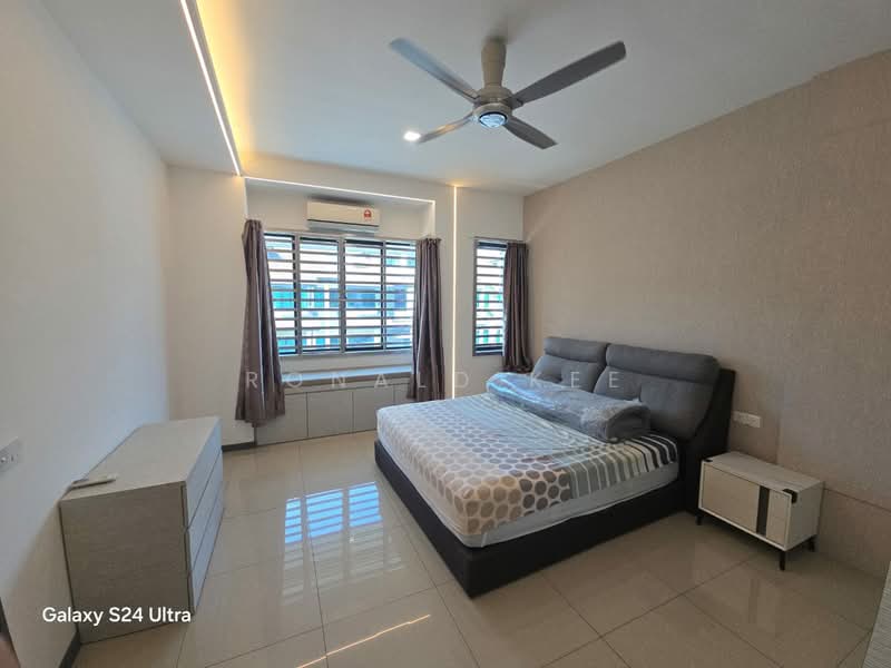 3-storey Terraced House for Sale in Bandar Bayan Bahru (Bayan Lepas) - Ronald Kee - Bedroom - PropertyGuru.com.my