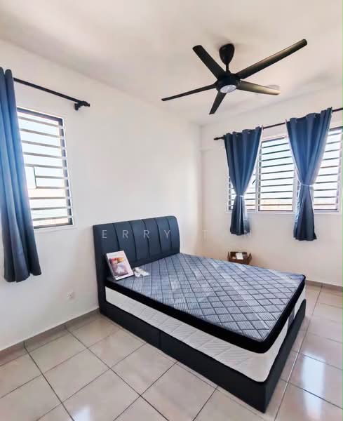 Flat for Rent at Ideal Venice Residency - Jerry Tan - Bedroom - PropertyGuru.com.my