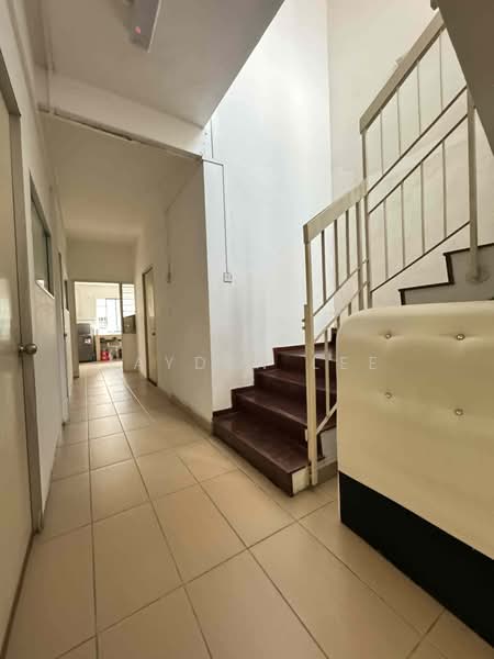 2-storey Terraced House for Sale in Taman Wawasan (Puchong) - Jayden Lee - Corridor - PropertyGuru.com.my