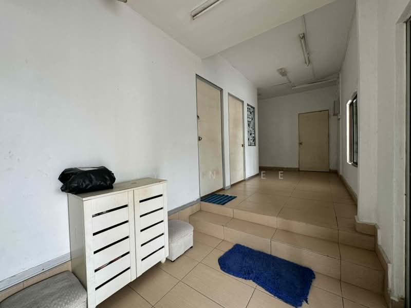 2-storey Terraced House for Sale in Taman Wawasan (Puchong) - Jayden Lee - Entrance - PropertyGuru.com.my