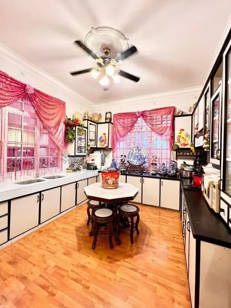 Bungalow for Sale in Perling (Skudai) - Victor Lim - Kitchen - PropertyGuru.com.my