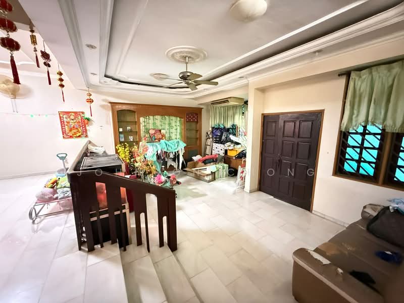 Rumah Teres 2 Tingkat untuk Dijual di Taman Pelangi (Johor Bahru) - Johnson Chong - Living Room - PropertyGuru.com.my
