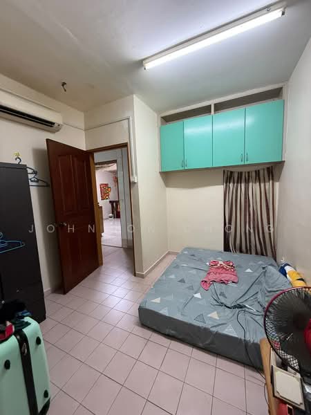 Rumah Teres 2 Tingkat untuk Dijual di Taman Pelangi (Johor Bahru) - Johnson Chong - Bedroom - PropertyGuru.com.my