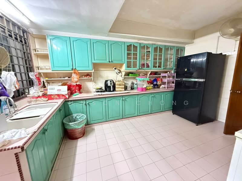 Rumah Teres 2 Tingkat untuk Dijual di Taman Pelangi (Johor Bahru) - Johnson Chong - Kitchen - PropertyGuru.com.my