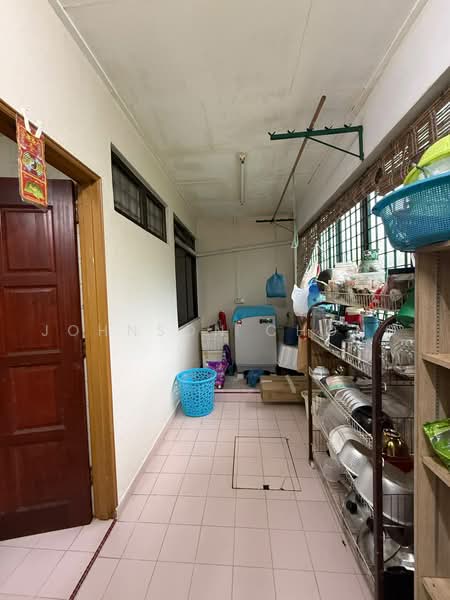 Rumah Teres 2 Tingkat untuk Dijual di Taman Pelangi (Johor Bahru) - Johnson Chong - Corridor - PropertyGuru.com.my