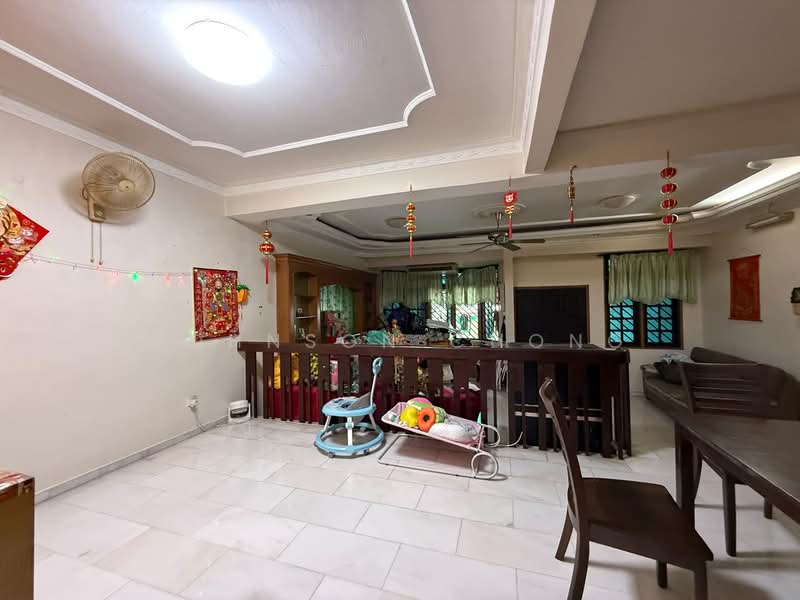 Rumah Teres 2 Tingkat untuk Dijual di Taman Pelangi (Johor Bahru) - Johnson Chong - Living Room - PropertyGuru.com.my