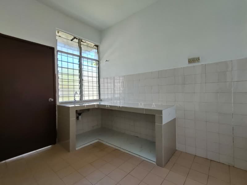 Terraced House for Sale in Rawang (Selangor) - Yean Ma - Kitchen - PropertyGuru.com.my