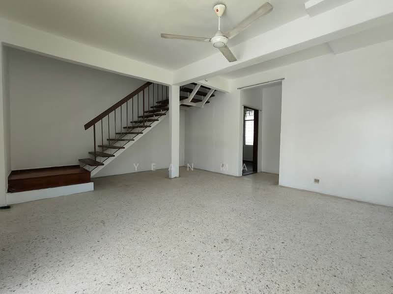 Terraced House for Sale in Rawang (Selangor) - Yean Ma - Living Room - PropertyGuru.com.my