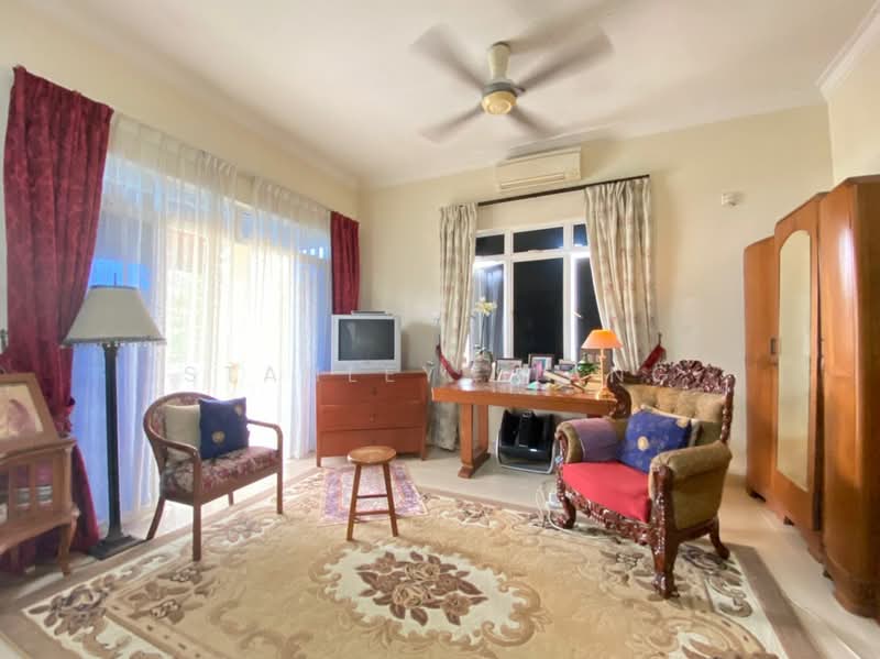 Semi-Detached House for Sale in Johor Bahru (Johor) - Stanley Siang - Study - PropertyGuru.com.my