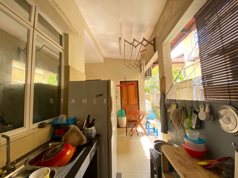 Semi-Detached House for Sale in Johor Bahru (Johor) - Stanley Siang - Kitchen - PropertyGuru.com.my