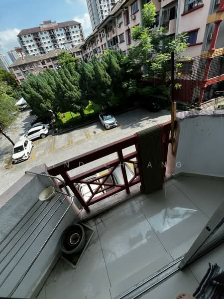 Pangsapuri untuk Dijual di Kayangan Apartment, Bandar Sunway - Wind Cheang - Balcony - PropertyGuru.com.my