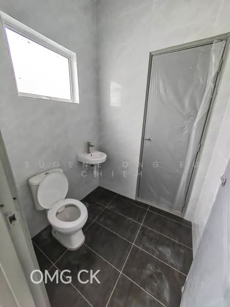 Rumah Teres 2 Tingkat untuk Dijual di Telok Panglima Garang (Selangor) - Eugene Ong Eu chieh - Bathroom - PropertyGuru.com.my