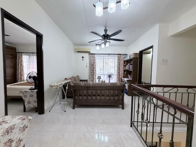 Rumah Berkembar untuk Dijual di Taman Setia Balakong (Balakong) - Syazue Wanie - Living Room - PropertyGuru.com.my
