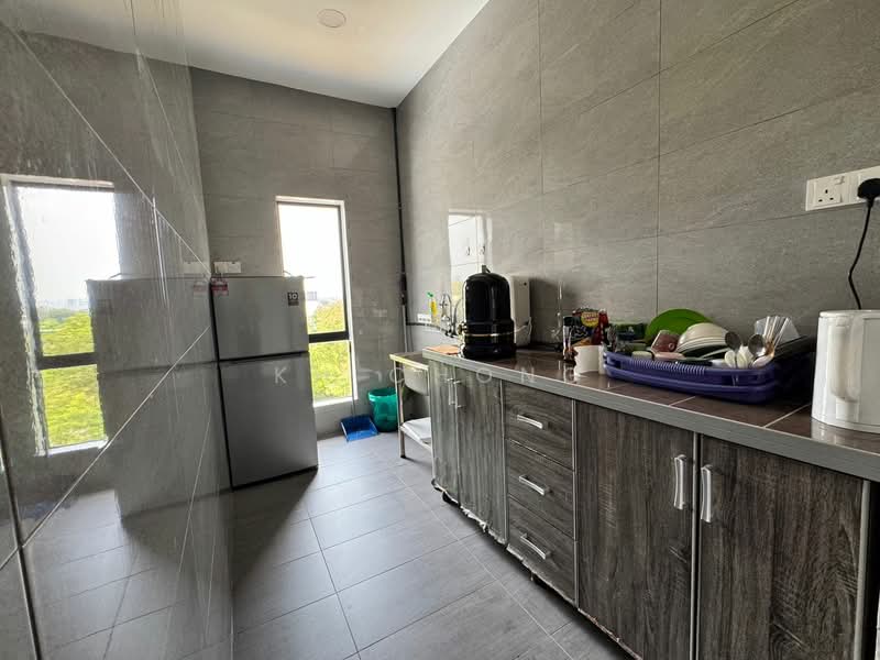 Gudang untuk Dijual di Kampung Baru Subang (Sungai Buloh) - KH Chong - Kitchen - PropertyGuru.com.my