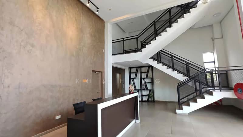 Gudang untuk Dijual di Kampung Baru Subang (Sungai Buloh) - KH Chong - Entrance - PropertyGuru.com.my