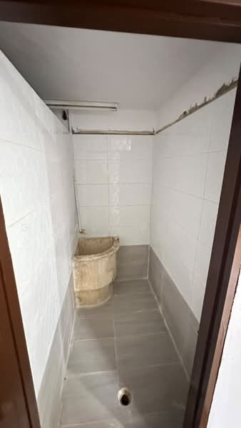 1-storey Terraced House for Sale in Taman Keladi (Sungai Petani) - Gerald Peski - Bathroom - PropertyGuru.com.my