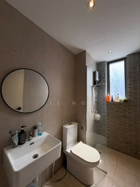 Service Residence for Rent at Kenwingston Platz - Jie Hoh - Bathroom - PropertyGuru.com.my