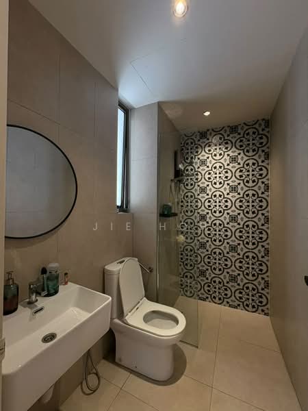 Service Residence for Rent at Kenwingston Platz - Jie Hoh - Bathroom - PropertyGuru.com.my