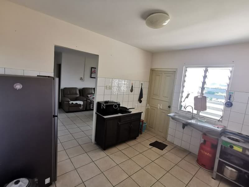 Condominium for Rent at Floridale Condominium - Jeno Tan - Kitchen - PropertyGuru.com.my