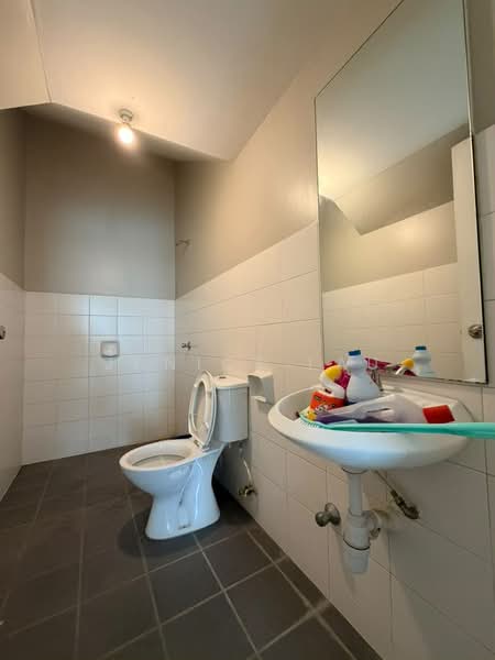 Semi-Detached House for Sale in Ampang Jaya (Ampang) - Janice Lau - Bathroom - PropertyGuru.com.my