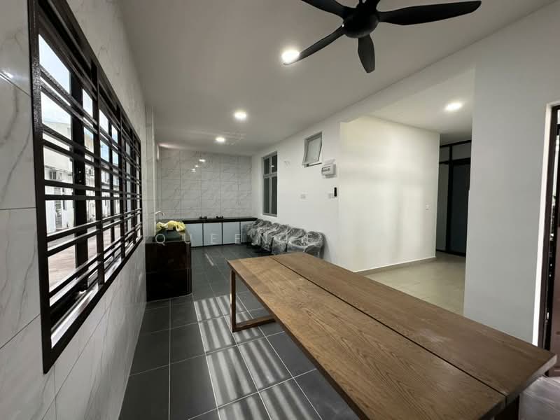 2-storey Terraced House for Rent in Taman Impian Emas (Skudai) - Queenie Ng - Kitchen - PropertyGuru.com.my