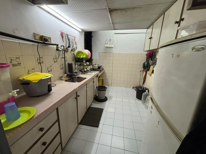 Pangsapuri untuk Dijual di Taman Sri Kuching - Marcus Koh - Kitchen - PropertyGuru.com.my