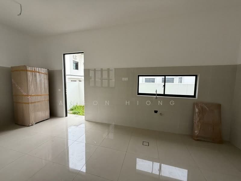 Cluster House for Sale in Eco Botanic (Iskandar Puteri (Nusajaya)) - Anson Hiong - Kitchen - PropertyGuru.com.my