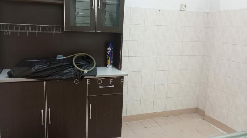 Kondominium untuk Dijual di Bayu Tasik 1 - Geoff Lim - Kitchen - PropertyGuru.com.my