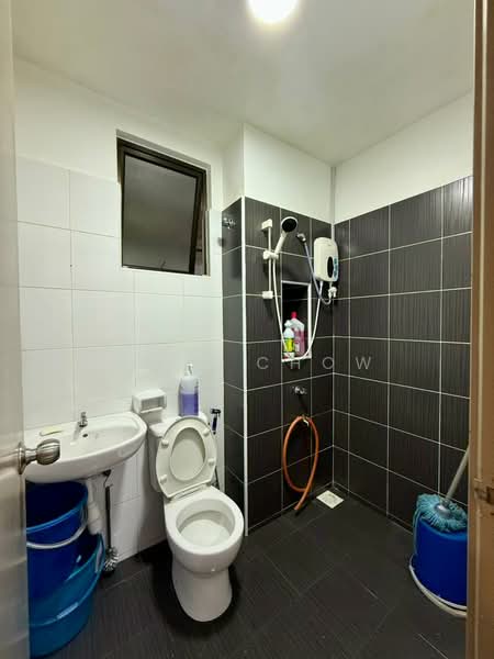 Rumah Teres 2-Tingkat untuk Dijual di Bandar Tiram (Ulu Tiram) - Zack Chow - Bathroom - PropertyGuru.com.my