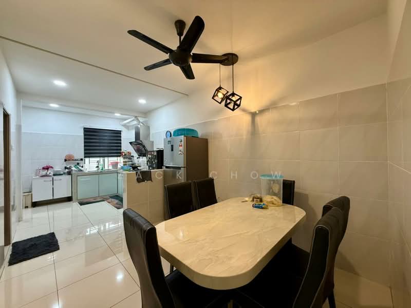 Rumah Teres 2-Tingkat untuk Dijual di Bandar Tiram (Ulu Tiram) - Zack Chow - Kitchen - PropertyGuru.com.my