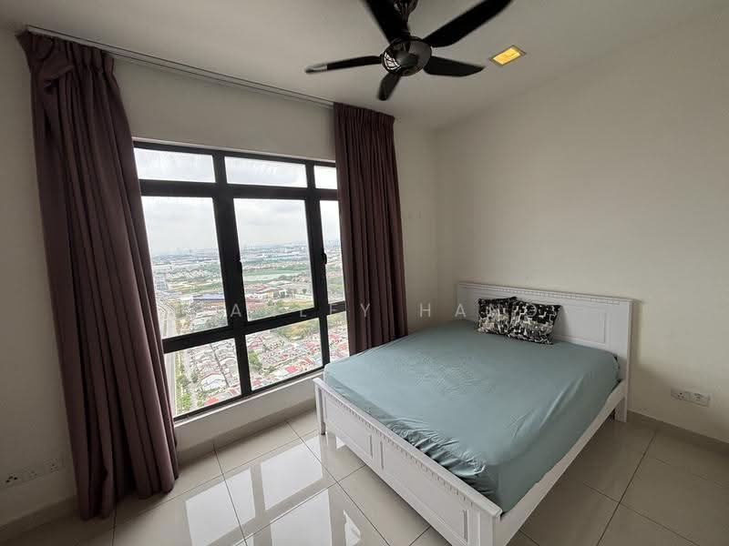 Kediaman Servis untuk Disewa di TRiGON Luxury Residences - Stanley Hang - Bedroom - PropertyGuru.com.my