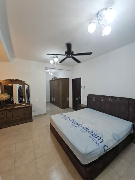 Rumah Berkembar untuk Disewa di Kota Emerald (Rawang) - Rajesh Kanesan - Bedroom - PropertyGuru.com.my