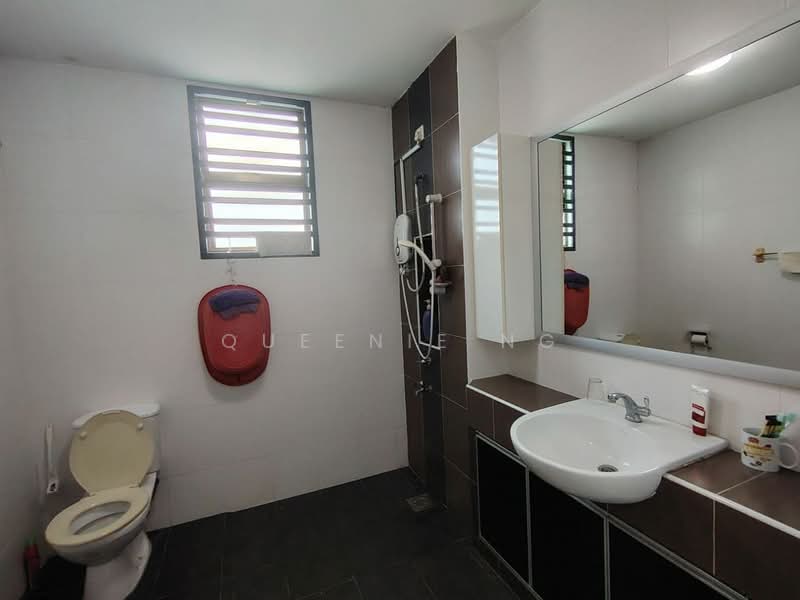2-storey Terraced House for Sale in Setia Tropika (Johor Bahru) - Queenie Ng - Bathroom - PropertyGuru.com.my