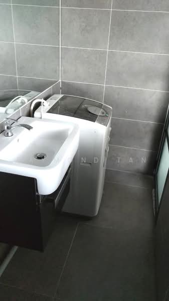 Servis Apartment untuk Dijual di Empire Damansara - Raymond Tan - Bathroom - PropertyGuru.com.my